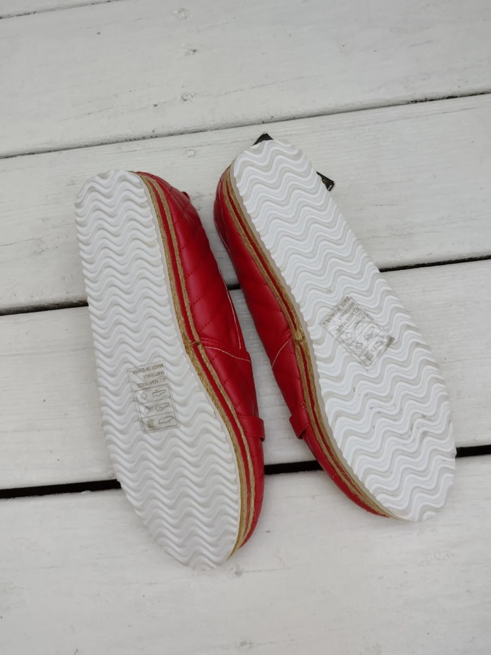 Rocawear Red Quilted Slip-On Flats with Silver Accent